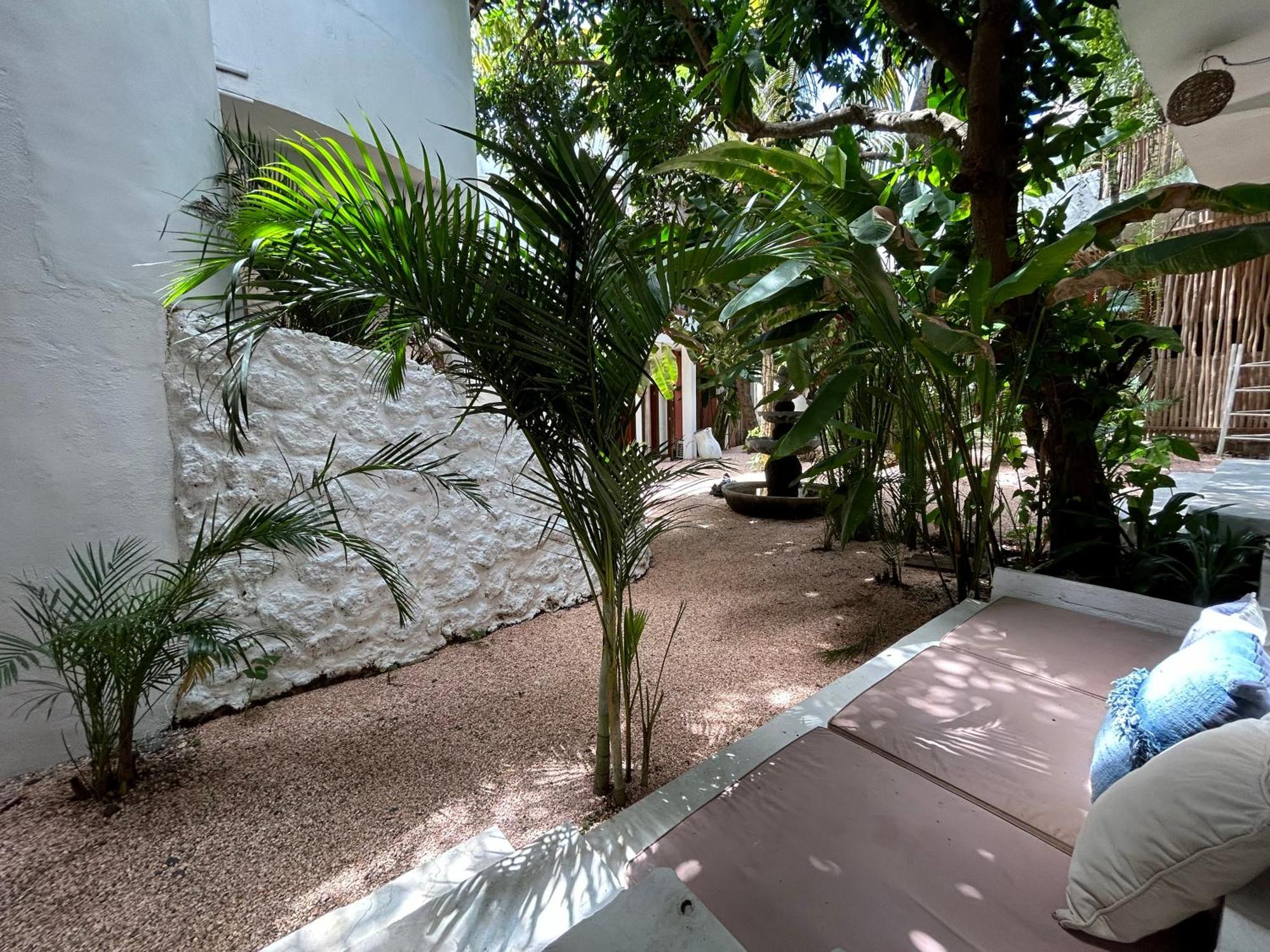 Sannyas Boutique Hotel Улувату Екстер'єр фото